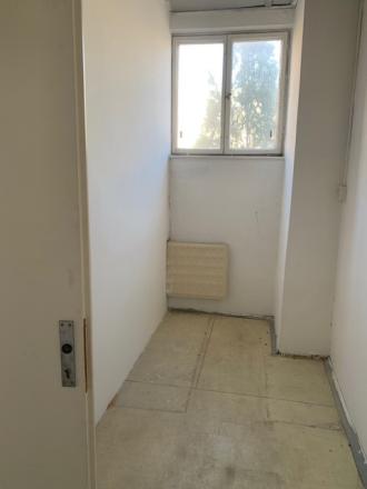 PRENÁJOM skladový priestor, pešia zóna 61 m2, Nitra - fotografia 3