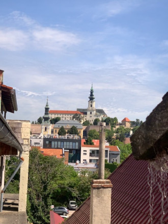 EXKLIZÍVNE polyfunkčný objekt/dom v centre Nitry - fotografia 6
