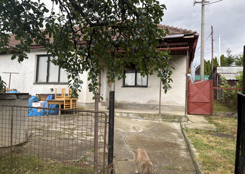 Starší rodinný dom s pozemkom, Horné Obdokovce